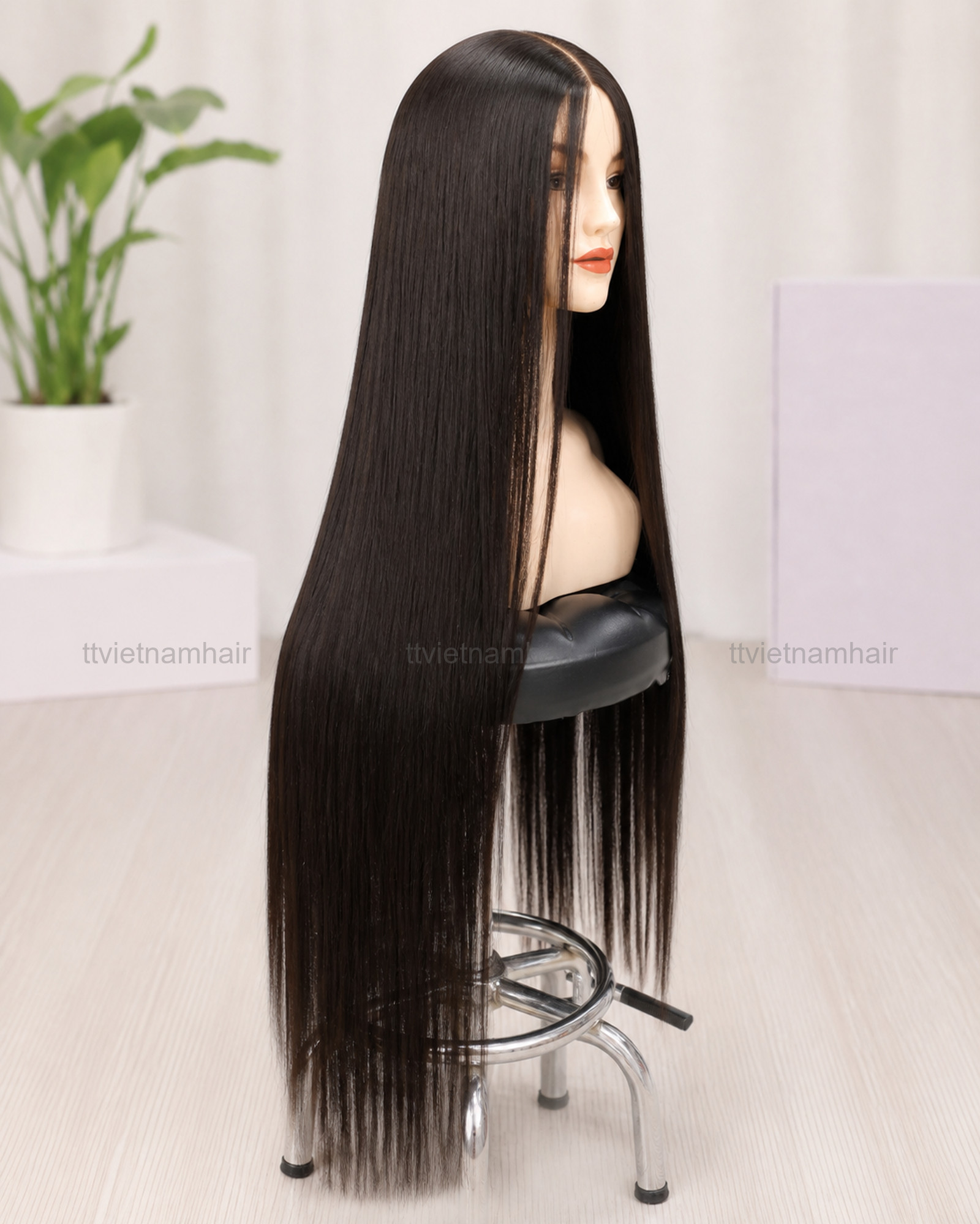 5×5 Closure Wig – Natural Black Bone Straight