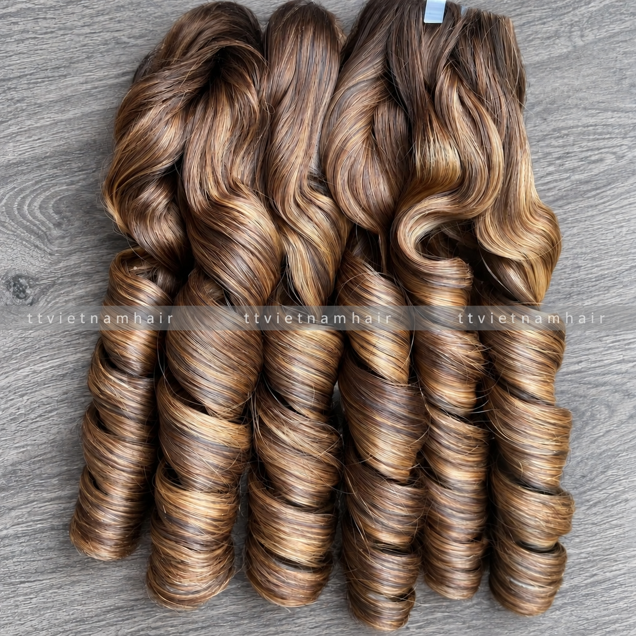 Piano Brown & Honey Blonde Bouncy Curl Hair Bundles – 100g SDD